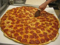 30's Pizza Factory 30 inch pizza