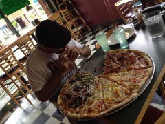 Freak8r Takes on Church St. Pizza's 12-Pound Pizza Challenge