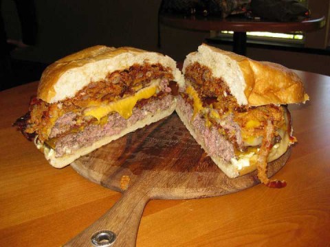 That-Bar's-Challenge-Burger